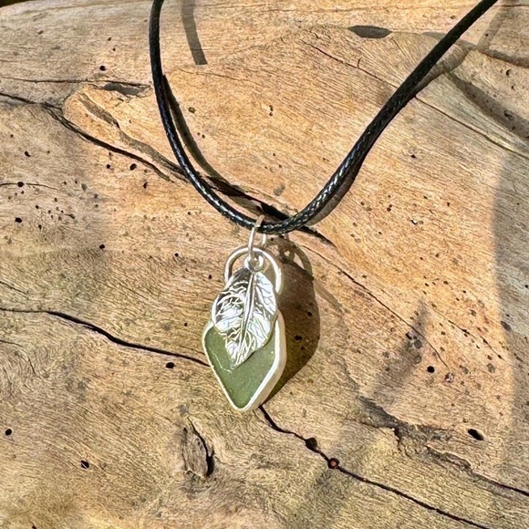 Green Sea glass Handmade 995 silver leaf charm soldered necklace beach - Picture 2 of 8